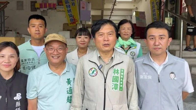台南市長宣布明年全民普發1萬元現金紅利.